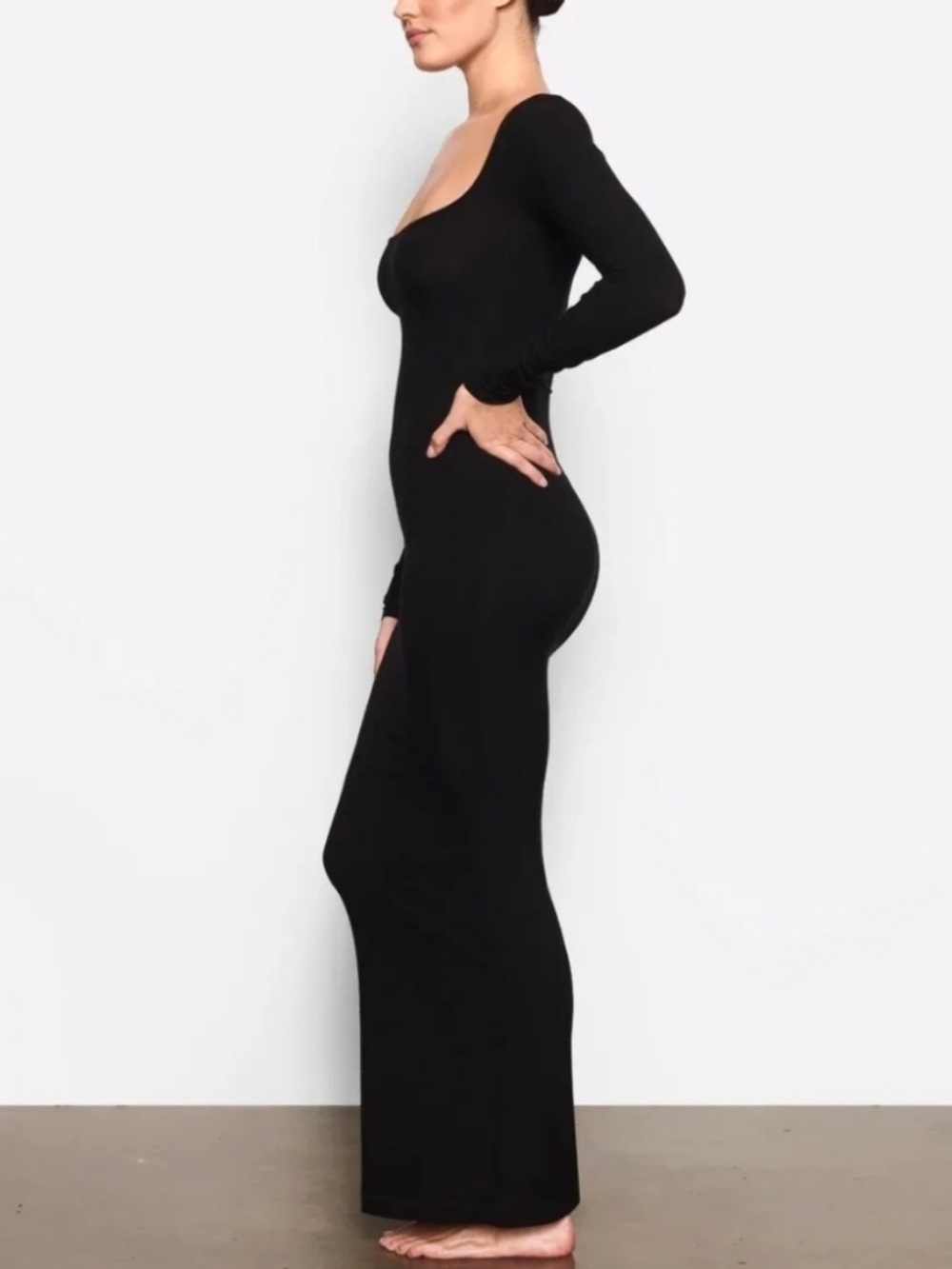 SKIMS Black Long Sleeve Scoop-Neck Maxi Dress - Picture 2 of 6